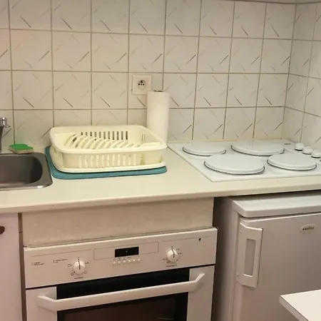T3 Avec Terrasse, Jardin Et Parking, A 200m De La - 6 Couchages, - Fr-1-81-372 Villa
